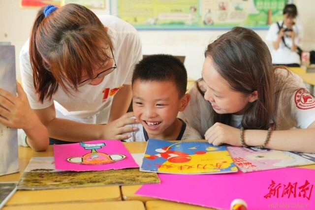 湖南师范大学树达学院：关爱留守儿童，搭建“连心桥”