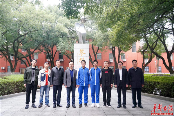 002_副本.png 002_副本.png