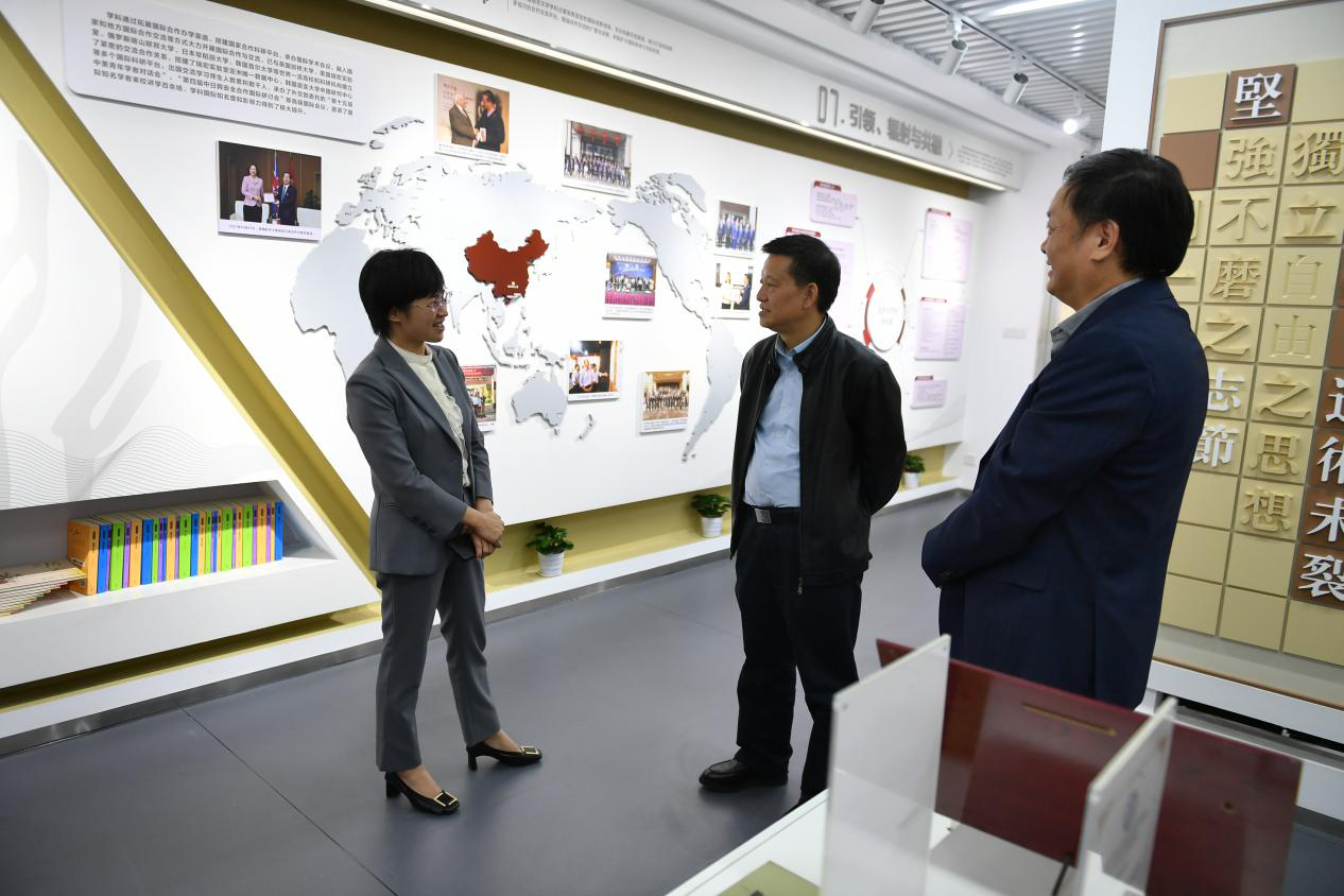 团省委副书记叶妙一行来我校调研